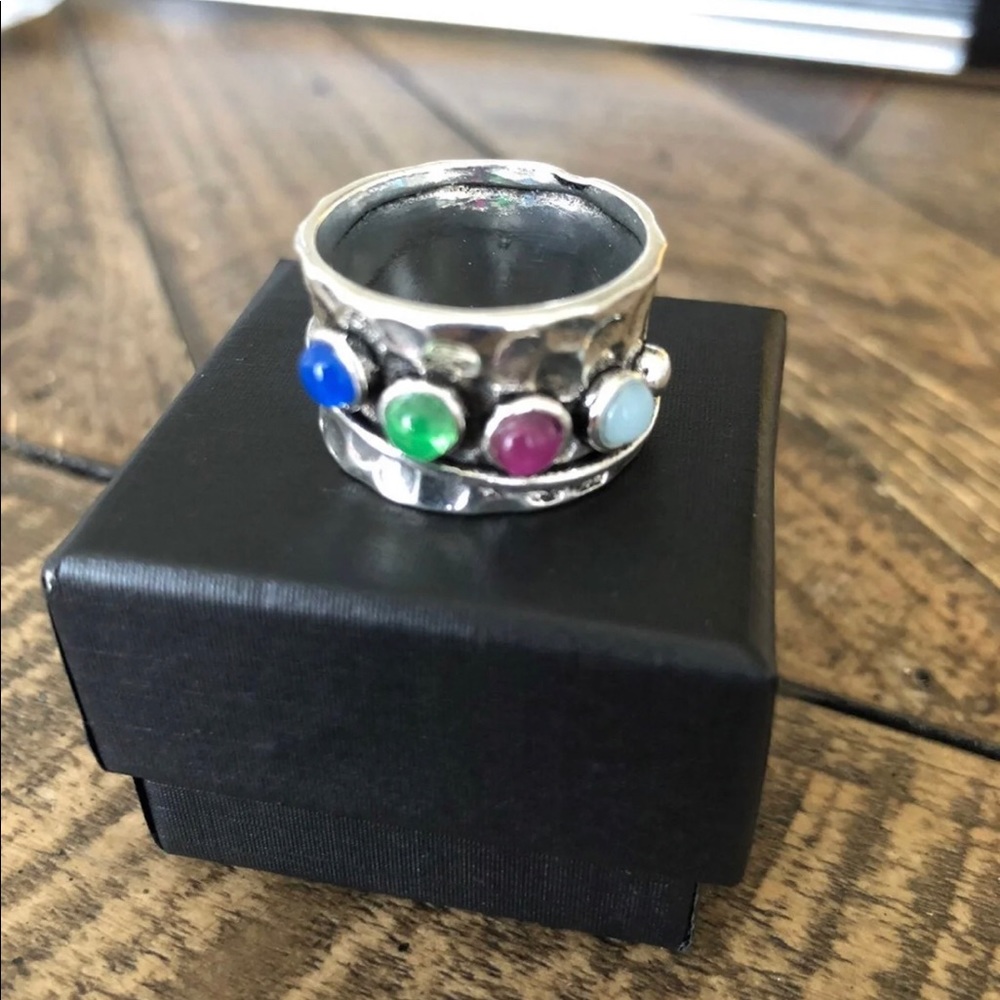 4 stone design ring